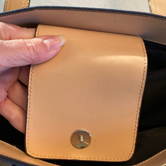 Amanda Smith Navy and Tan Tote Bag - Picture 4 of 9